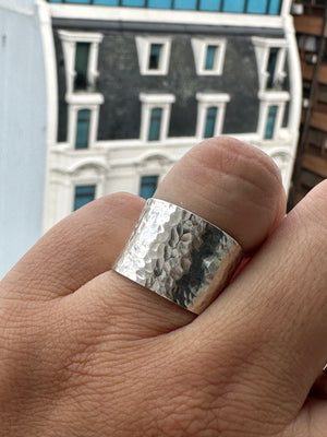 Anillo Martillado